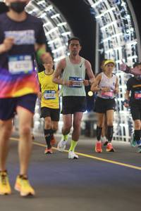 BIB: 41352, 42812
                            <button type="button" onclick="openModal(20363062)" class="btn btn-primary btn-sm float-right btn-popup" data-toggle="modal" data-target=".modal-high-quality">
                        <i class="fas fa-shopping-cart"></i> Add to Cart
                    </button>
                                            <button type="button" onclick="isThisMe(20363062, true)" class="btn btn-success btn-sm float-right btn-popup btn-isme hidden" data-toggle="tooltip" data-placement="bottom" title="นี่คือรูปของคุณใช่ไหม คลิกที่นี่เพื่อเอาเข้าอัลบั้ม">
                        <i class="fas fa-plus"></i> Add to album
                    </button>
                    <button type="button" onclick="isThisMe(20363062, false)" class="btn btn-warning btn-sm float-right btn-popup btn-isnotme hidden">
                        <i class="fas fa-ban"></i> Remove from album
                    </button>